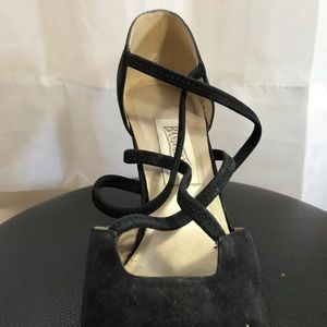 Strappy Pointed Toe Suede Vintage Heel